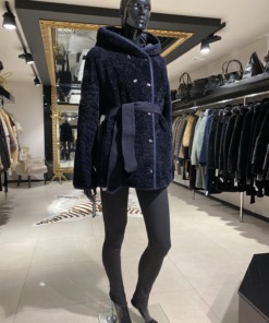 Jope kapuutsiga astragan suurus EU 44