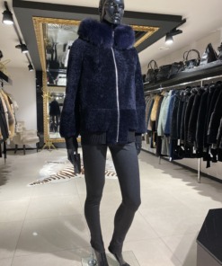 Jope kapuutsiga astragan suurus EU 36