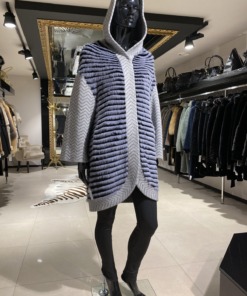 Mantel kapuutsiga naarits + vill suurus EU 38