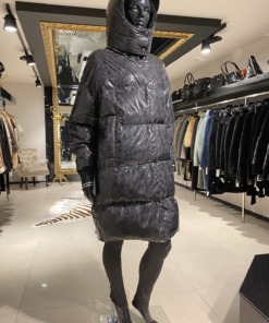 Mantel kapuutsiga riie suurus EU 40