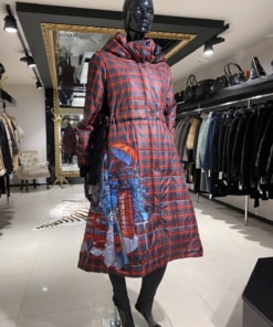 Mantel kapuutsiga riie suurus EU 44