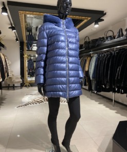 Jope kapuutsiga nahk suurus EU 44