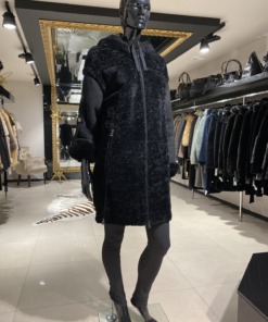 Kasukas kapuutsiga lambanahk suurus EU 42