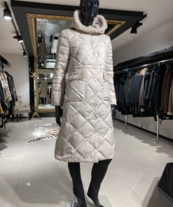 Mantel kapuutsiga riie suurus EU 36