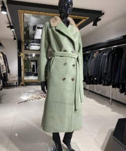 Mantel villane suurus EU 44