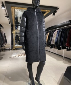 Sulemantel kapuutsiga suurus EU 42