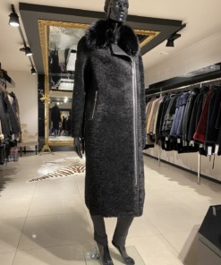 Mantel kunstkarusnahast suurus EU 46