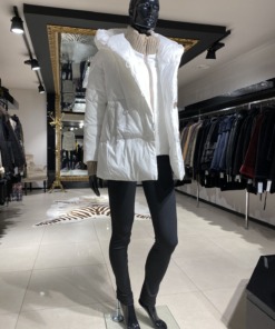 Jope kapuutsiga riie suurus EU 48