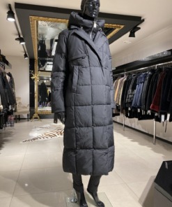 Mantel kapuutsiga riie suurus EU 42