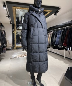 Mantel kapuutsiga riie suurus EU 46