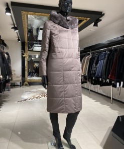 Mantel kaamelivillaga suurus EU 44