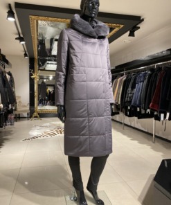 Mantel kaamelivillaga suurus EU 46