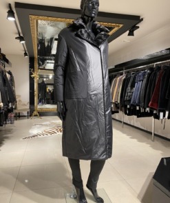 Mantel kaamelivillaga suurus EU 40