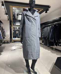 Mantel kapuutsiga riiest suurus EU 42