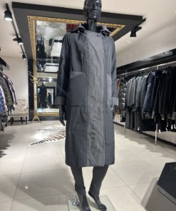 Mantel kapuutsiga riiest suurus EU 42