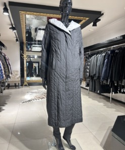 Mantel kapuutsiga riiest suurus EU 40