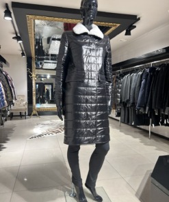 Mantel kapuutsiga riiest suurus EU 44