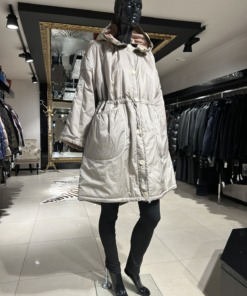 Mantel kapuutsiga riiest suurus EU 44