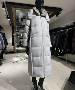 Mantel riie kaputsiga EU 42