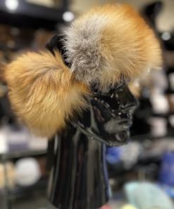 Müts pügatud kobras, rebane