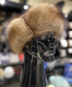 Müts pügatud naarits, fisher